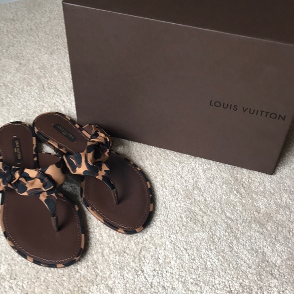 Louis Vuitton Shoes - NWT Louis Vuitton Leopard Bow Sandals